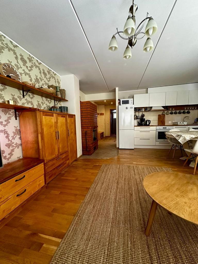 Tolli Apartment Kuressaare Exterior photo
